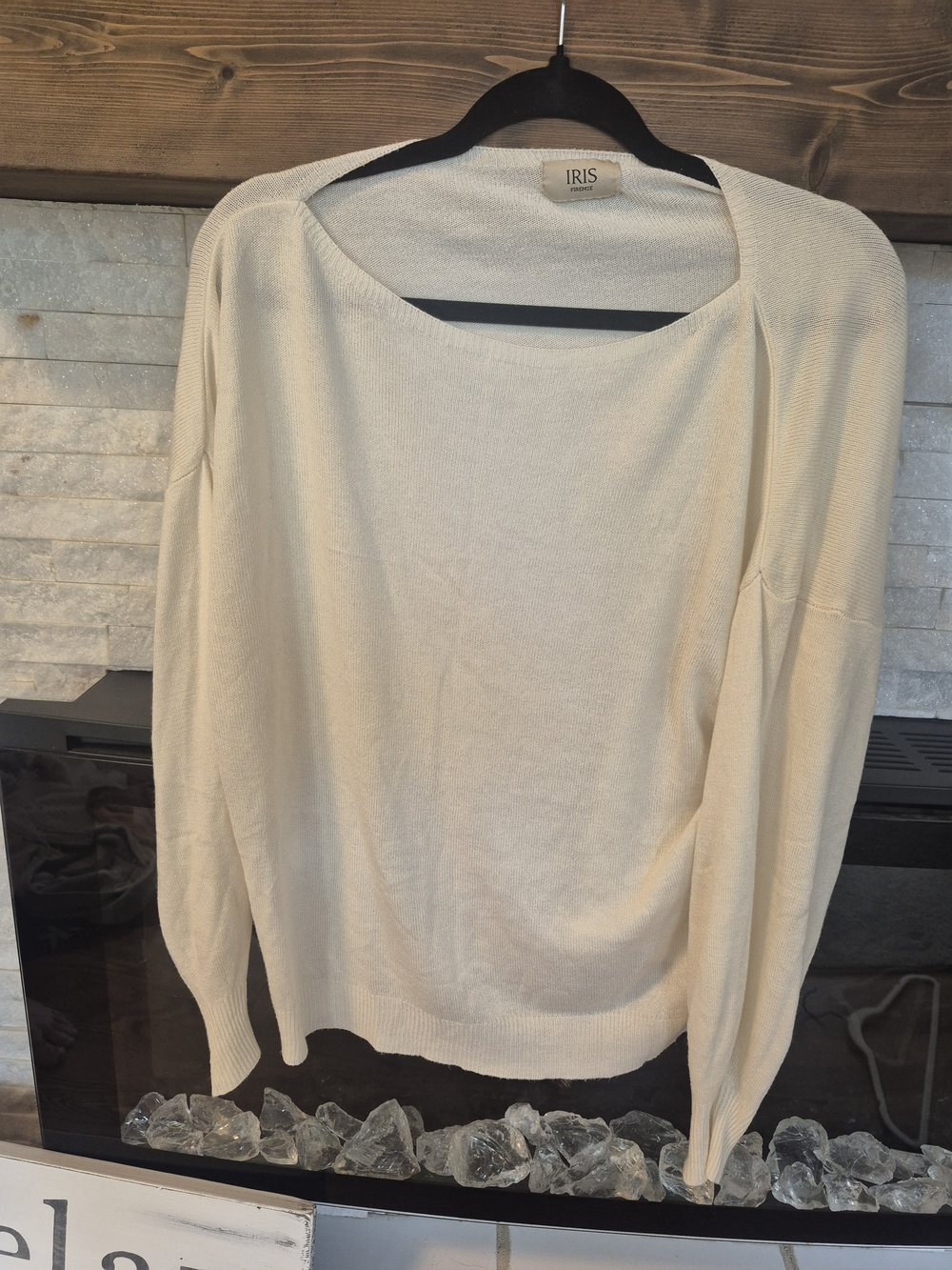 iris Cream Scoop Neck Lightweight Knit Sweater